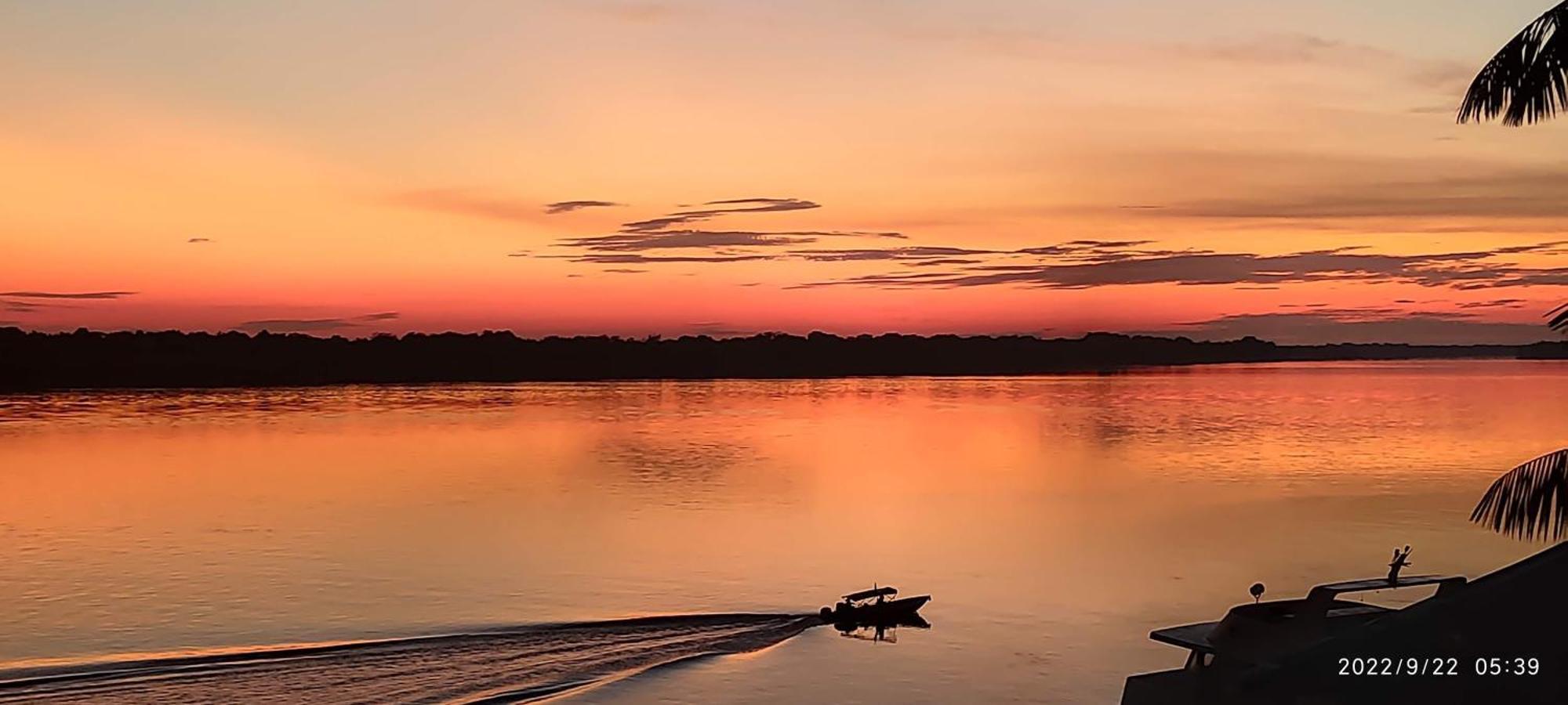 El Dorado Pousada Lägenhet Barcelos Exteriör bild