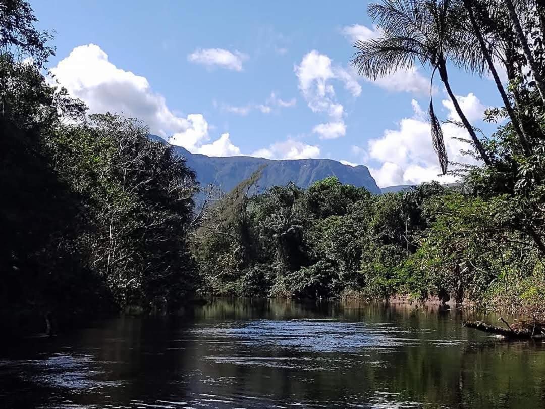 El Dorado Pousada Lägenhet Barcelos Exteriör bild